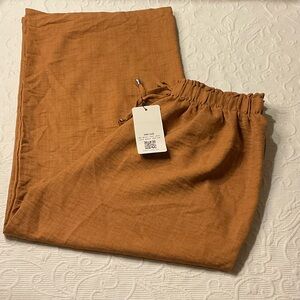 VAVB2B WideLeg Crop Rust Brown/Orange Drawstring Pants. NWT. One Size